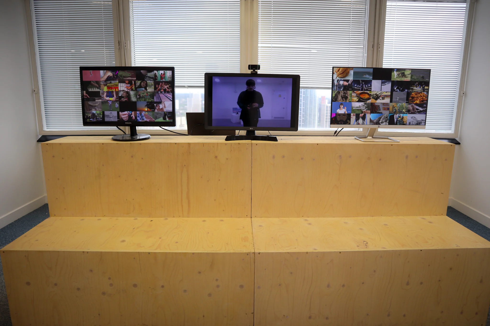 Artwork at Folder02